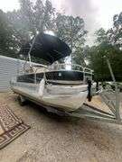 2011 Bennington Sports Edition 20' Pontoon Boat and Trailer Vessel#- ETW77640K112 W.C. MFG & Specialty Co V-1W7B22614C1001242