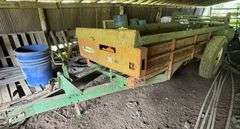 Avco New Idea Manure Spreader