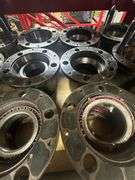 (6x)  Rear Hubs No Studs 5x5