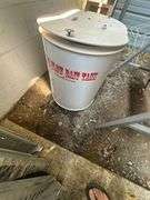 E-Z Flow Bait Tank 35 Gallon Aerating Live Bait Reservoir
