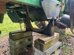 *Wrecked*John Deere Tractor