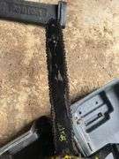 Poulan Chain Saw w/Carrying Case | Wild Thing Model 2375