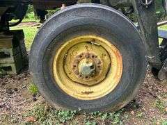 *Wrecked*John Deere Tractor
