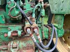 *Wrecked*John Deere Tractor