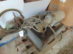 Hyd. Unit w/Cylinder