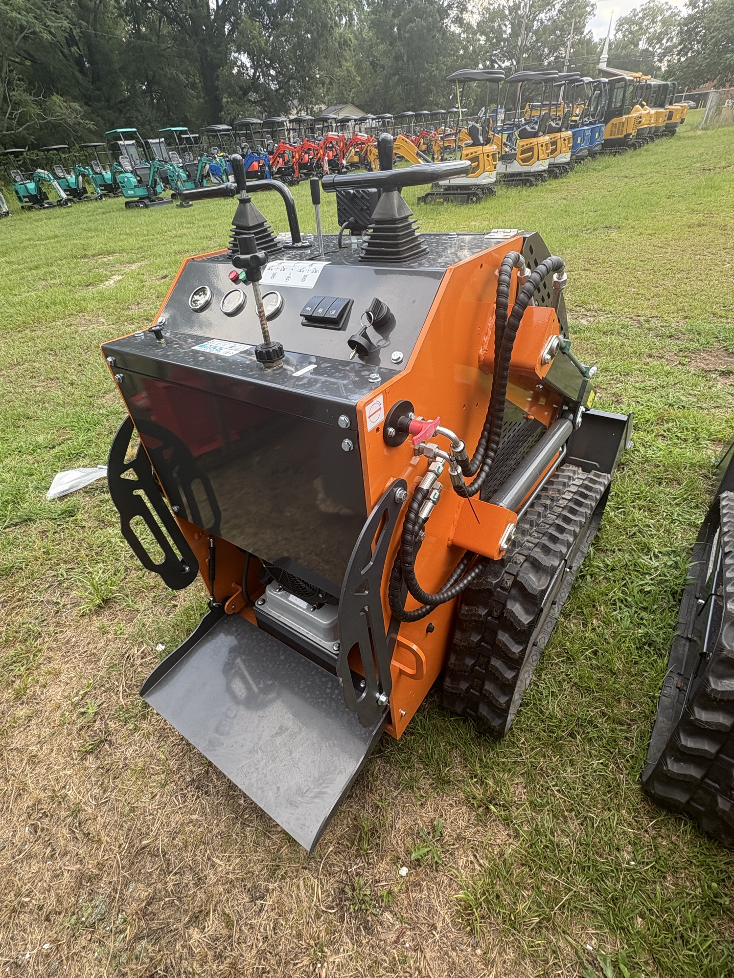 Lot image 10