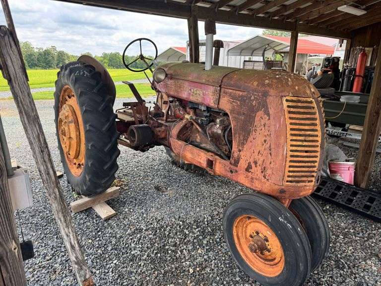 1946 Cockshutt 30 Tractor image