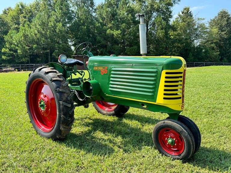 1950 Oliver Row Crop 66 Tractor image