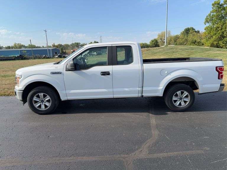2019  FORD  F-150 2019 Ford F150 Super Cab XL Pickup 4D V8 Flex Fuel 5.0L 2WD
