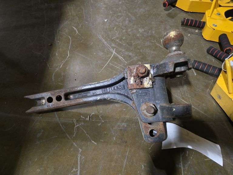 Reese 2" Bar Trailer Hitch