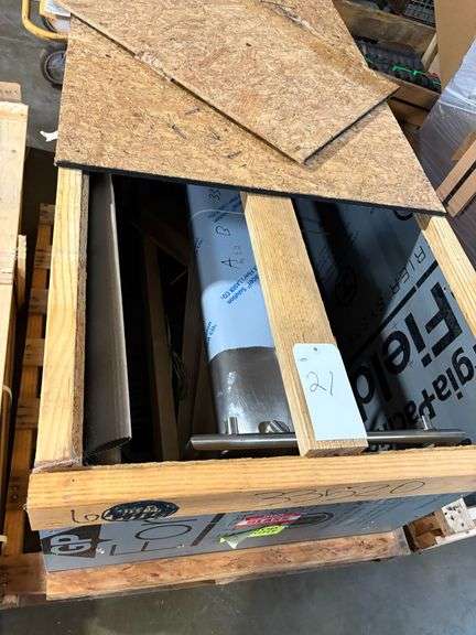 Sneeze Guard with Heated Lamp