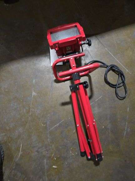 Utilitech TriPod Work Light