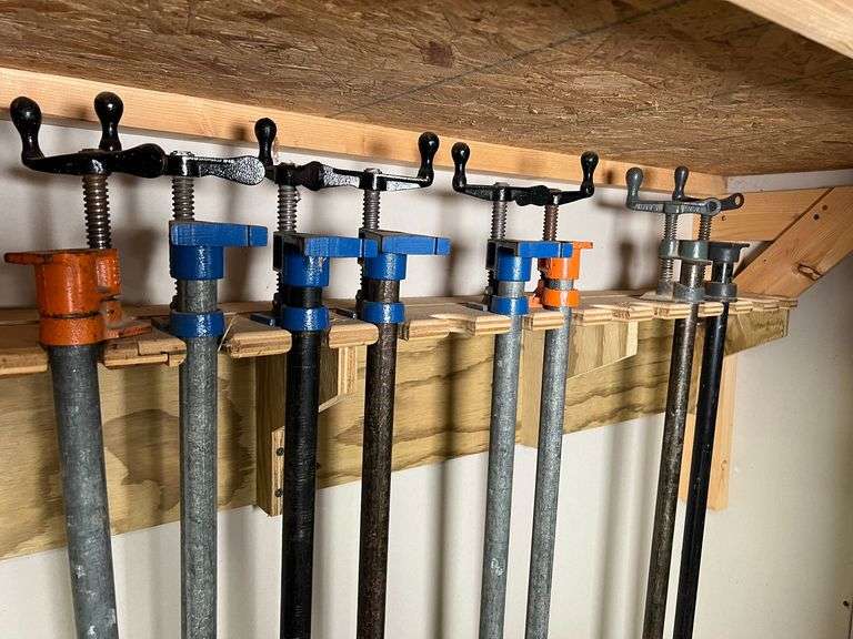 Lot of Pipe Clamps 2