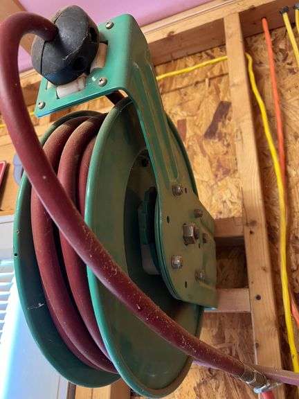 Grizzly Industrial Air Hose Reel
