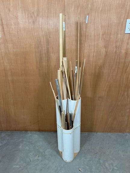 Collection of Round Dowles