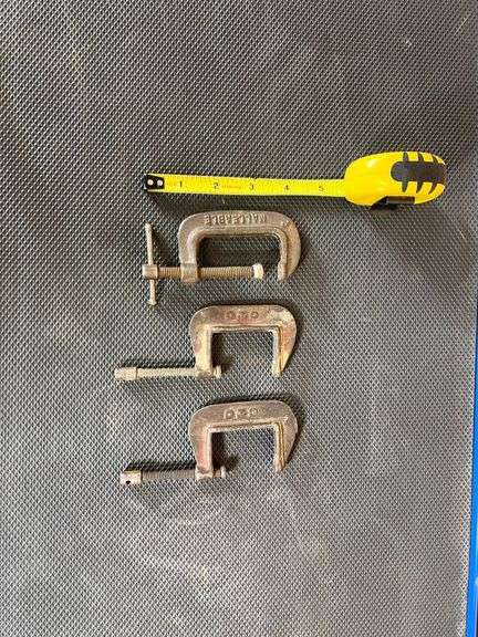 Lot of small C-clamps