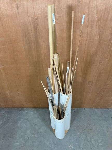 Collection of Round Dowles