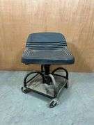 Rolling Work Seat