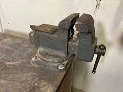 Work Table with Metal Top and Vice