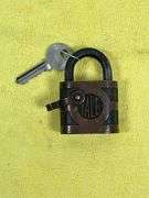 Yale Padlock with Key