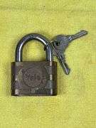Yale Padlock with Keys