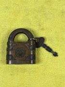 Yale Padlock with Key