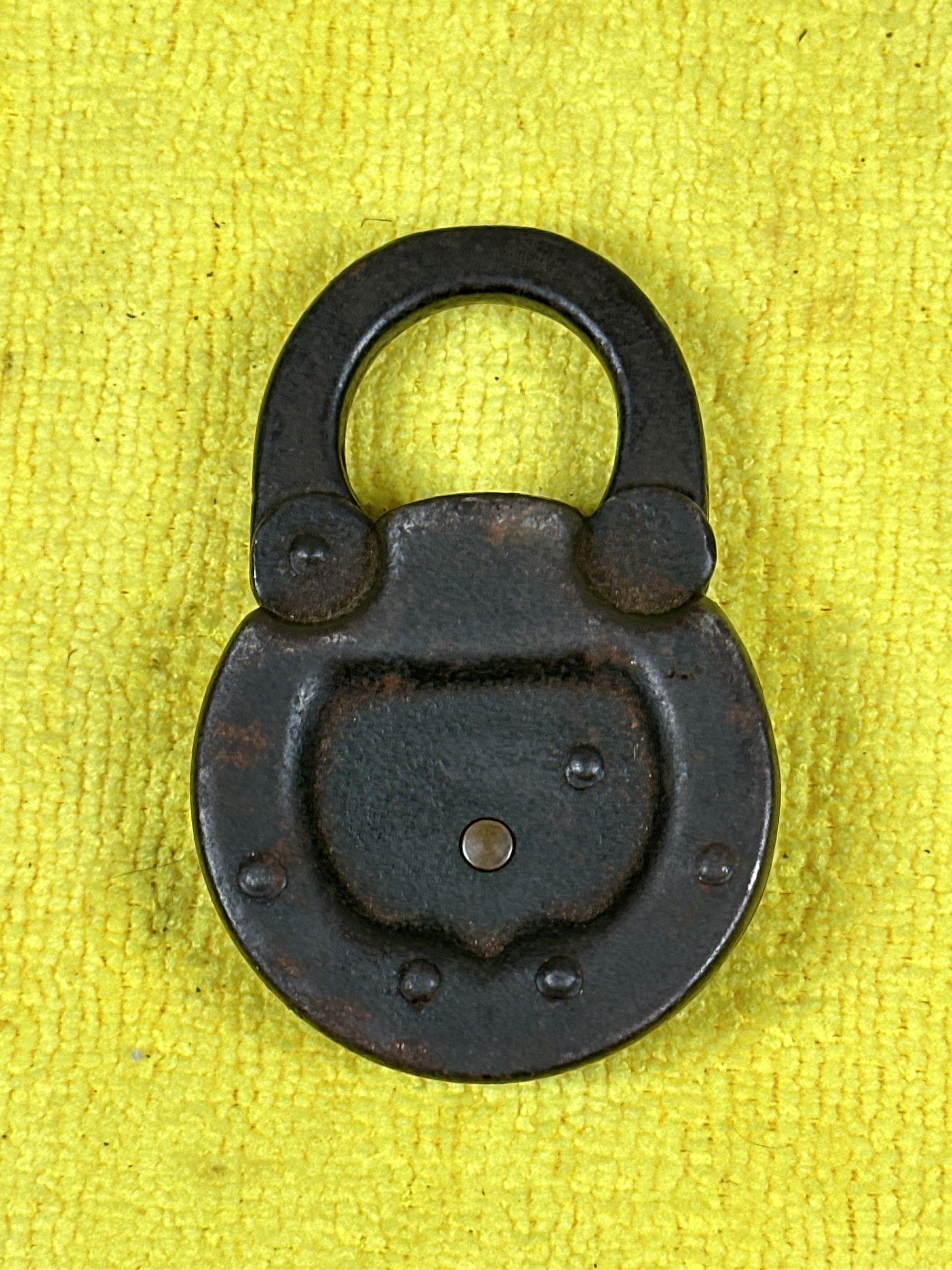 Lot image 2