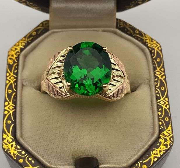 10K Black Hills Gold Ring w/ Green Stone image