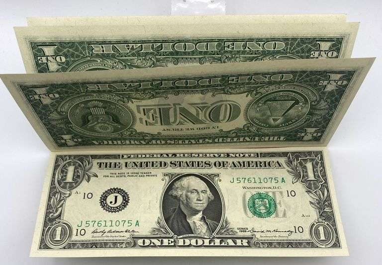 25 Sequential $1 Bills as a Notepad