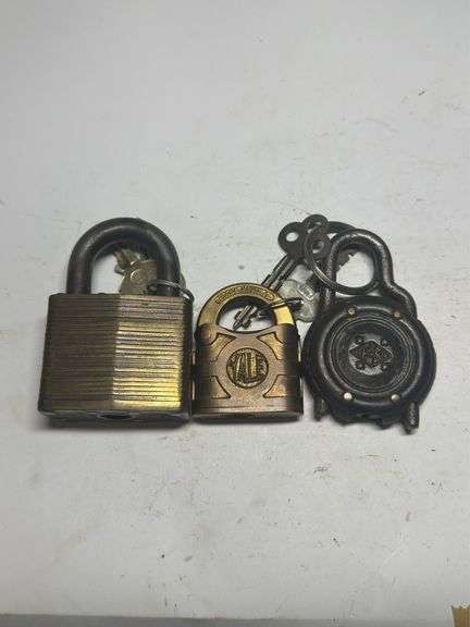 Group of Padlocks with Keys image