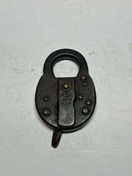 Lanc. Pa. USA Padlock w/o Key image
