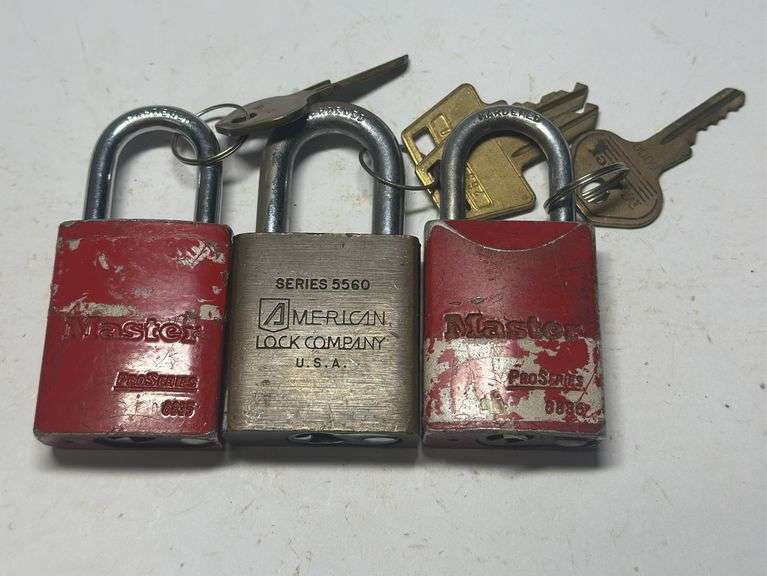 Master Lock & American Lock Company with Keys image