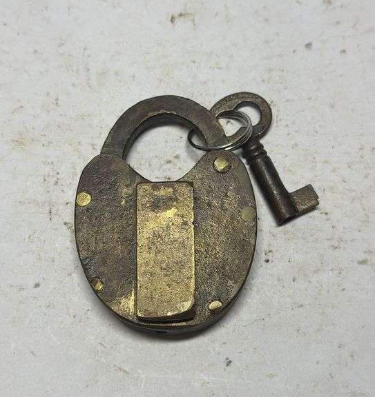 ICRR Signal Padlock with Key image