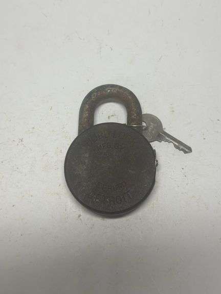 Hurd Lock MFG By E Phurd Detroit Padlock with Key image