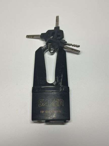 Saker Top Security Lock with Keys image