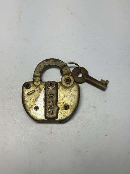 ADLAKE Padlock with Key image