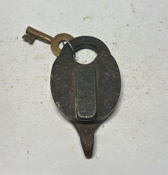 Ornate Heart Shaped Padlock with Key image