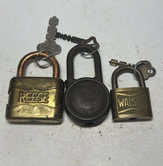 Lot of 3 Padlocks: Reese, Walsco and Other image