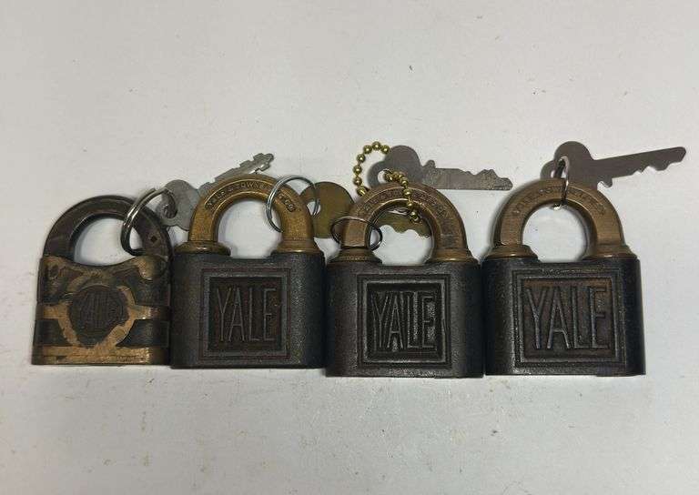 Yale Padlock Lot of 4 image