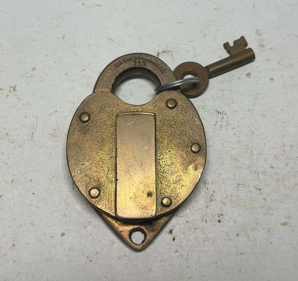 Wilson Bohannon & Co. Heart-Shaped Lock with Key image