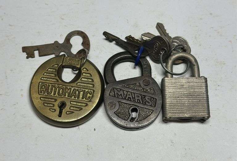Collection of Padlocks - Automatic, Amaris, and Unknown image