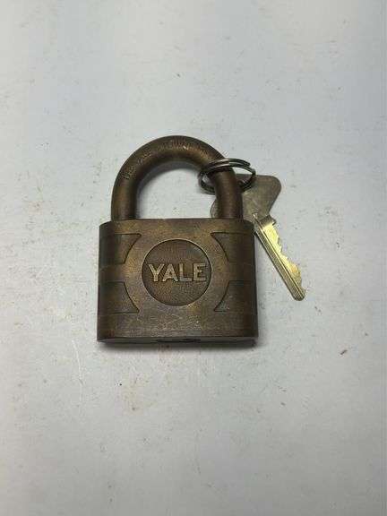 Yale Padlock with Key image