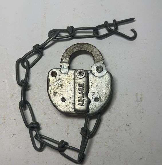ICG Adlake Railroad Padlock with Chain image