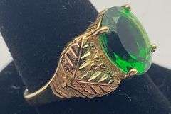10K Black Hills Gold Ring w/ Green Stone
