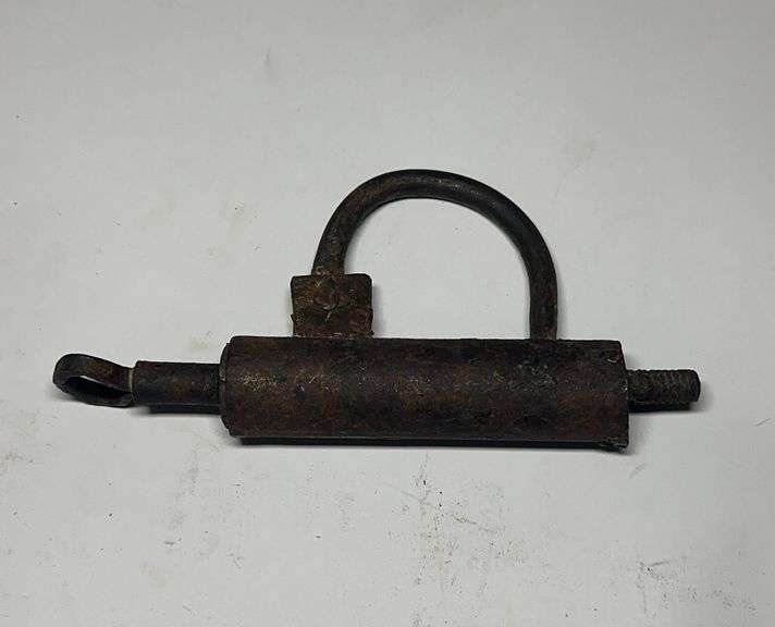 Iron Padlock with Twisting Key image