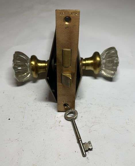 Glass Door Knob Set with Yale Key image