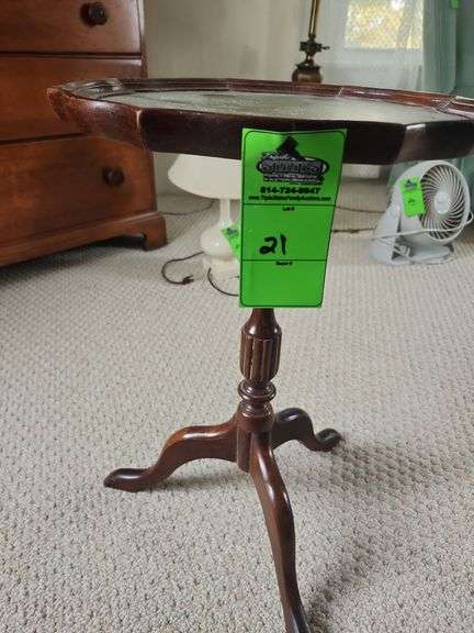 1980s Vintage Georgian embossed green leather table