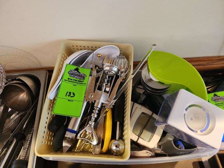 Thermometers kitchen utensils image