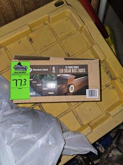 Set of 3 windchimes and pack of 6 solar lights image