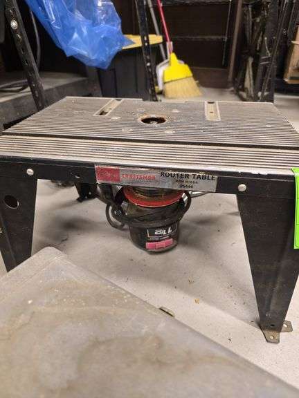 Router with table craftsman image